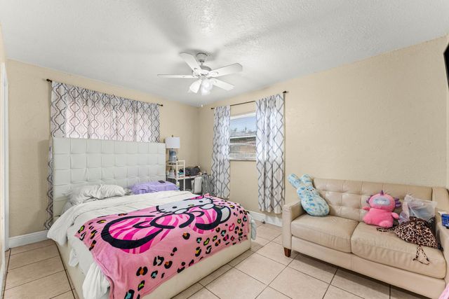 2640 NW 14th Court, Fort Lauderdale, FL 33311