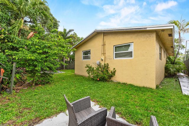 2640 NW 14th Court, Fort Lauderdale, FL 33311