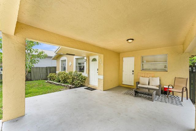 2640 NW 14th Court, Fort Lauderdale, FL 33311
