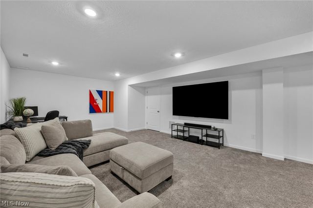 23504 Celestine Way, Columbia Station, OH 44028