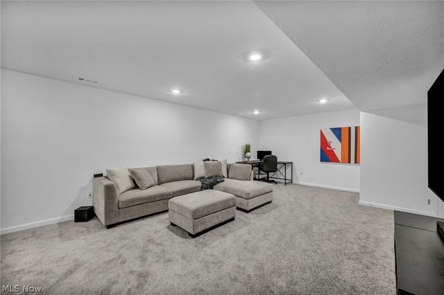 23504 Celestine Way, Columbia Station, OH 44028