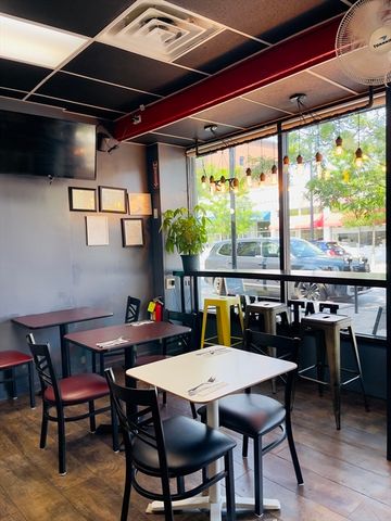 313 Walnut St., Newton, MA 02460