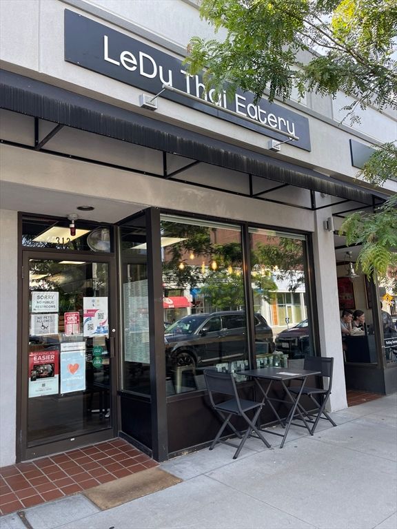 313 Walnut St., Newton, MA 02460