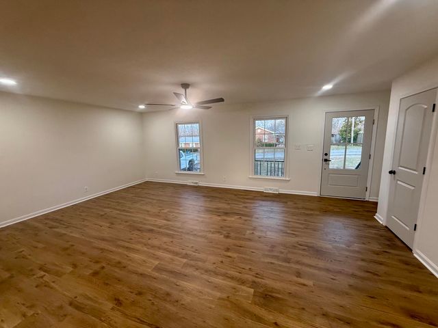 103 Ann Drive, Lawrenceburg, KY 40342