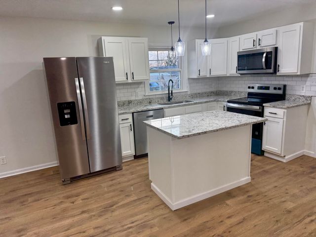 103 Ann Drive, Lawrenceburg, KY 40342