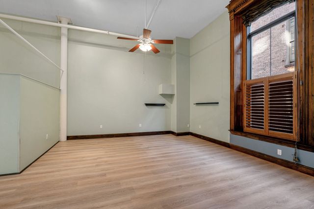 172 Middle St 204, Lowell, MA 01852