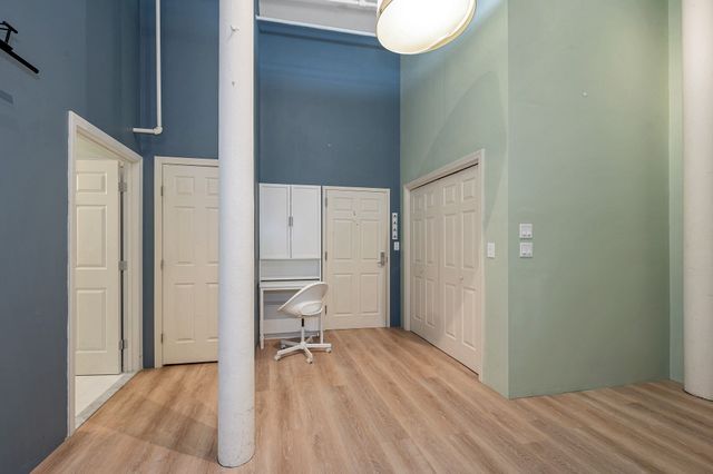 172 Middle St 204, Lowell, MA 01852
