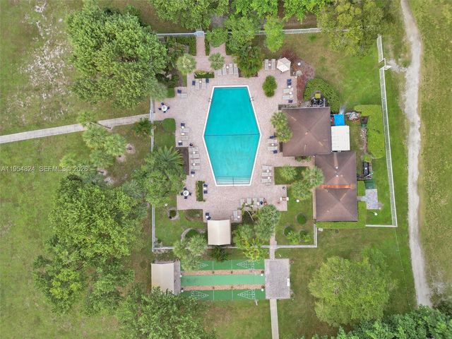 2651 S Course Dr 410, Pompano Beach, FL 33069