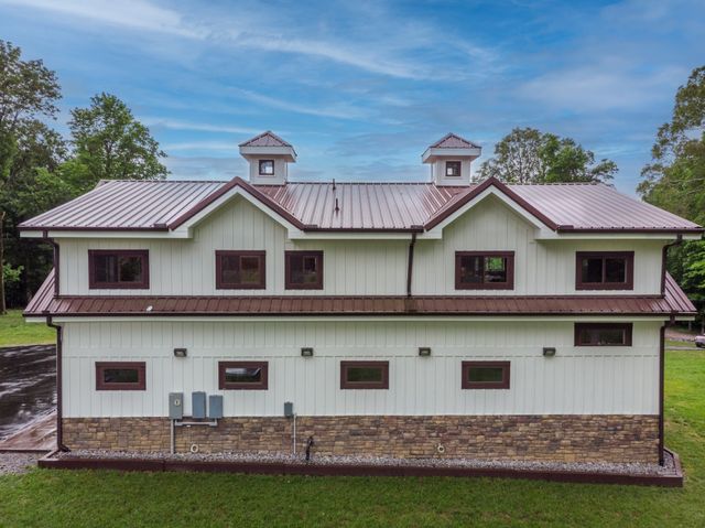 1224 Hangar Rd, Springfield, TN 37172