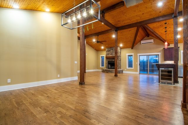 1224 Hangar Rd, Springfield, TN 37172