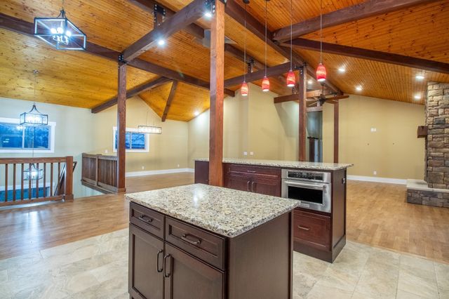 1224 Hangar Rd, Springfield, TN 37172