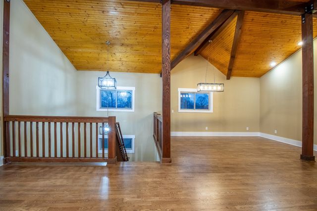 1224 Hangar Rd, Springfield, TN 37172