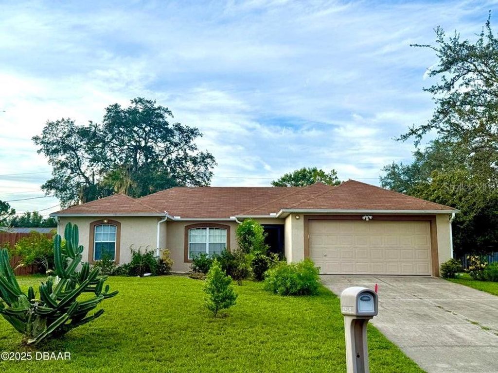 2464 DUMAS DRIVE, Deltona, FL 32738
