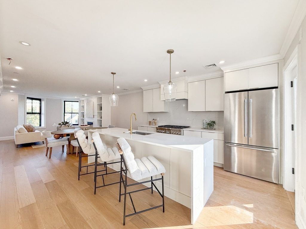 667 Tremont Street PH, Boston, MA 02118