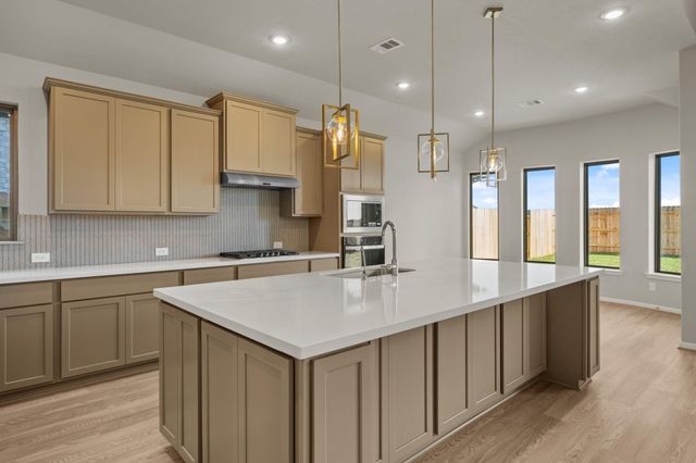 3328 Bentwood Ranch Drive, Conroe, TX 77385