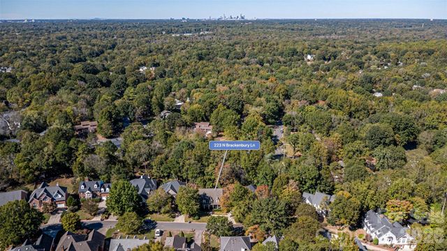 223 N Brackenbury Lane, Charlotte, NC 28270