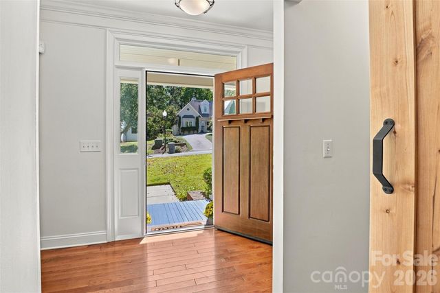 223 N Brackenbury Lane, Charlotte, NC 28270