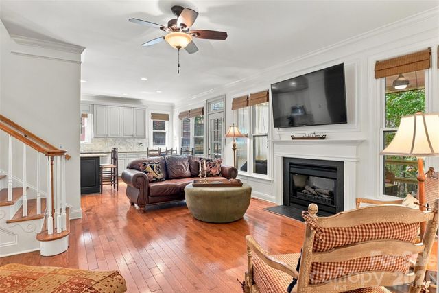 223 N Brackenbury Lane, Charlotte, NC 28270
