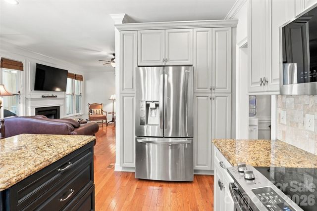 223 N Brackenbury Lane, Charlotte, NC 28270