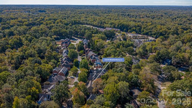 223 N Brackenbury Lane, Charlotte, NC 28270