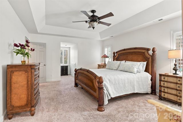 223 N Brackenbury Lane, Charlotte, NC 28270