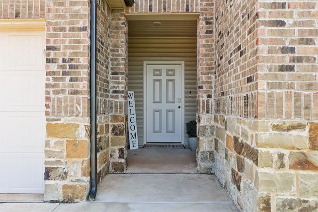 10409 NW 25th Street, Yukon, OK 73099