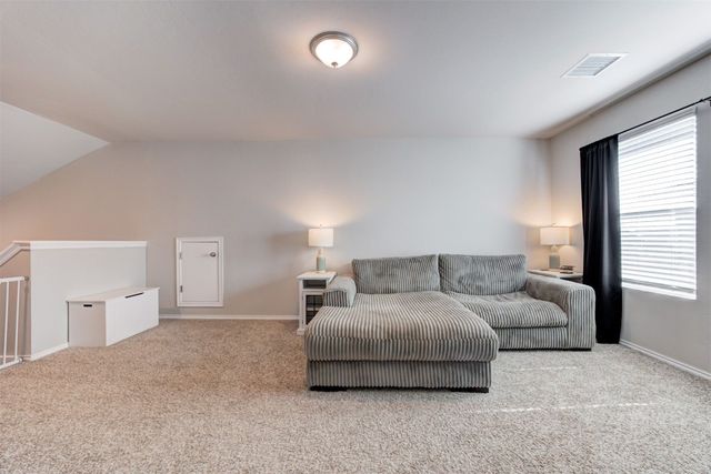 10409 NW 25th Street, Yukon, OK 73099