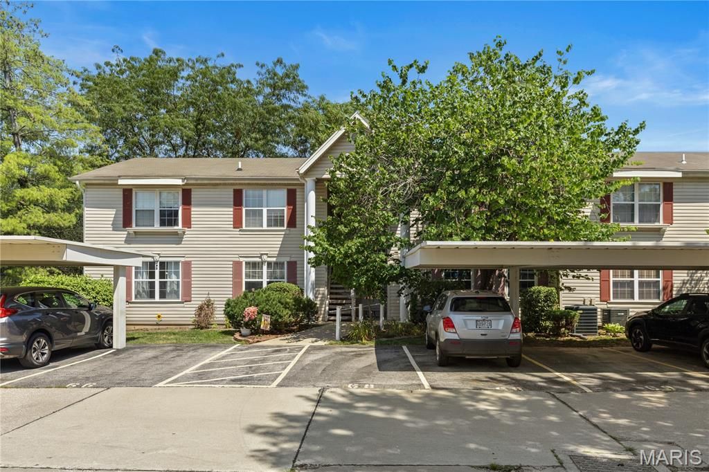 69 Sugar Ridge Court 6, St Peters, MO 63376