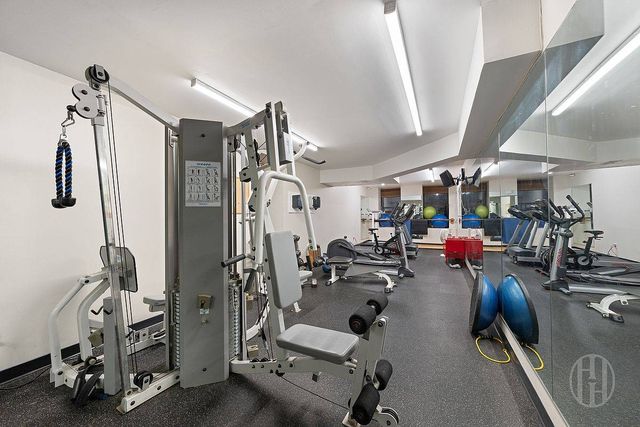 4 W 109th St Apt 5G, New York City, NY 10025