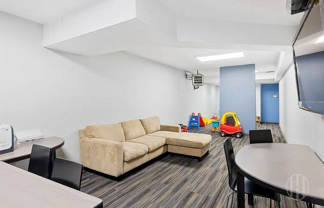 4 W 109th St Apt 5G, New York City, NY 10025