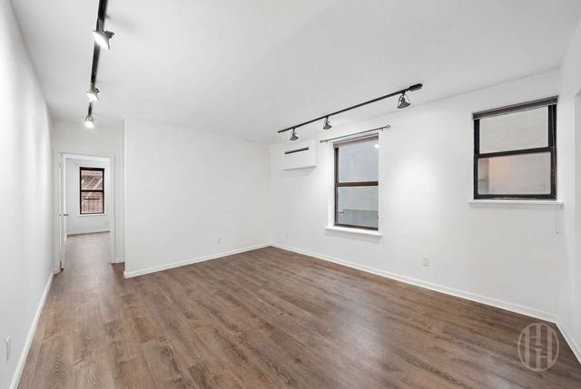 4 W 109th St Apt 5G, New York City, NY 10025