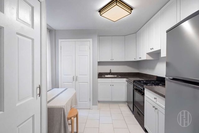 4 W 109th St Apt 5G, New York City, NY 10025