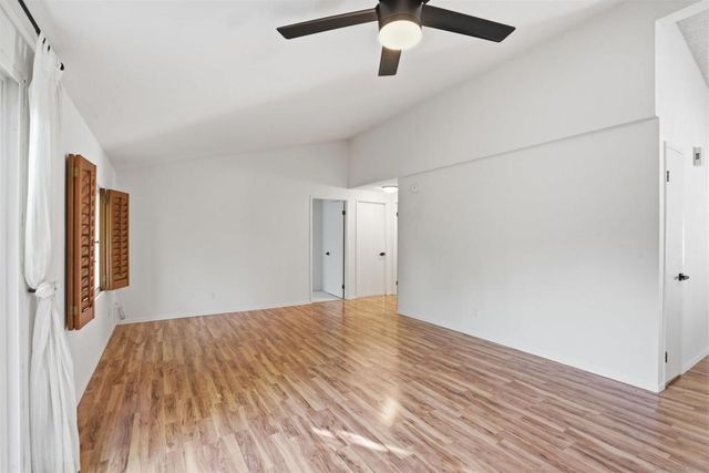 14955 Avenida Venusto 26, San Diego, CA 92128