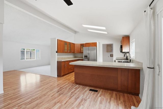 14955 Avenida Venusto 26, San Diego, CA 92128