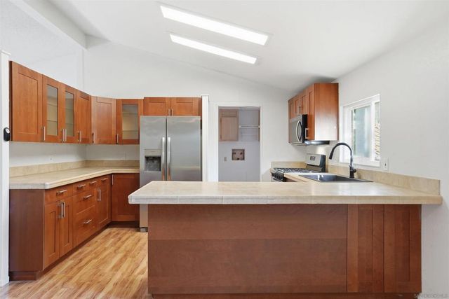 14955 Avenida Venusto 26, San Diego, CA 92128