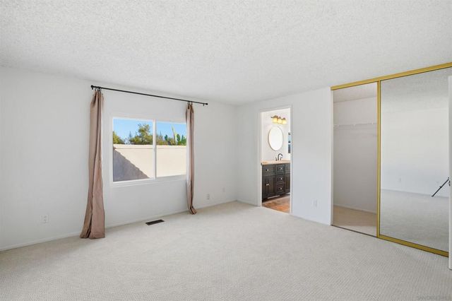 14955 Avenida Venusto 26, San Diego, CA 92128