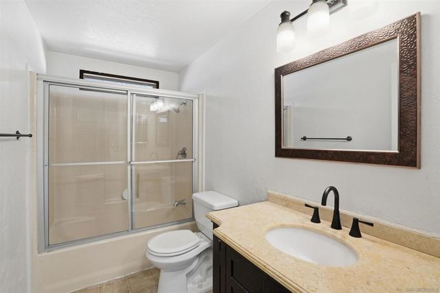 14955 Avenida Venusto 26, San Diego, CA 92128