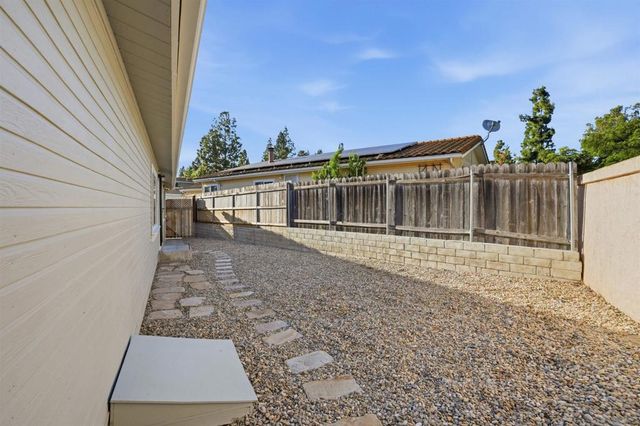 14955 Avenida Venusto 26, San Diego, CA 92128