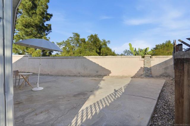 14955 Avenida Venusto 26, San Diego, CA 92128