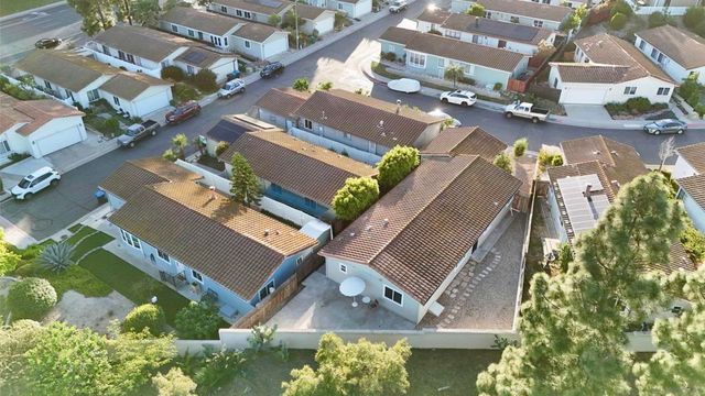 14955 Avenida Venusto 26, San Diego, CA 92128