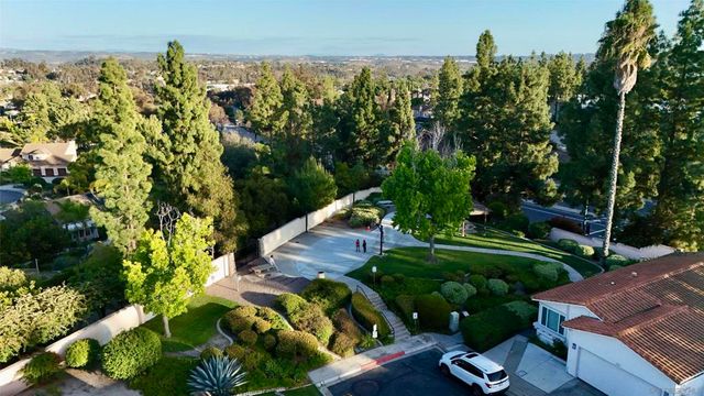 14955 Avenida Venusto 26, San Diego, CA 92128
