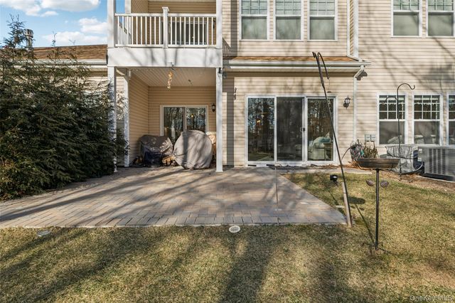 34 Greentree Court, Shirley, NY 11967