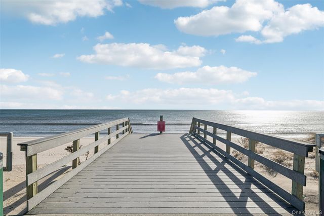 34 Greentree Court, Shirley, NY 11967