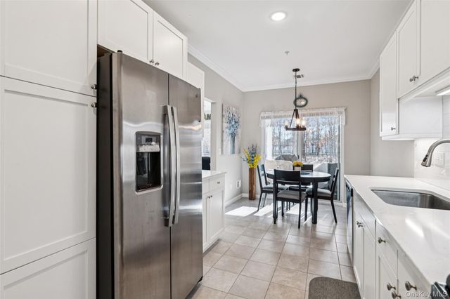 34 Greentree Court, Shirley, NY 11967