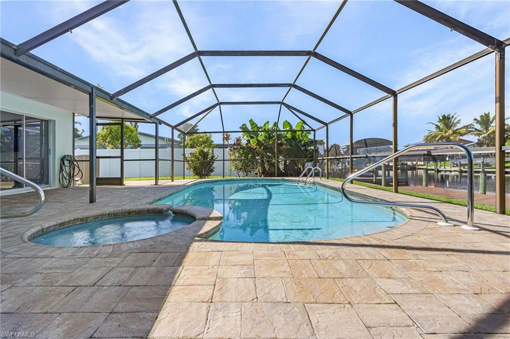 2215 Cape WAY, NORTH FORT MYERS, FL 33917 — exterior