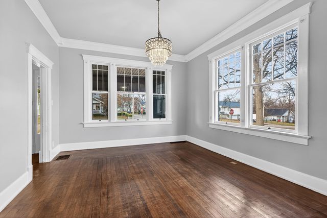 402 S Elmarch Avenue, Cynthiana, KY 41031