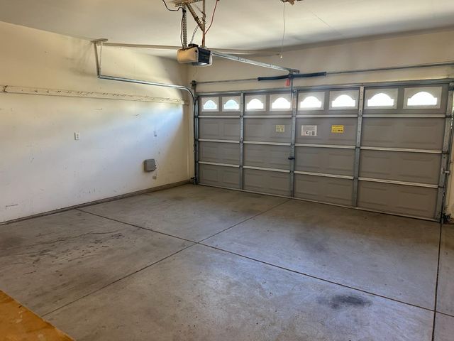 2523 E Cole Avenue, Fresno, CA 93720