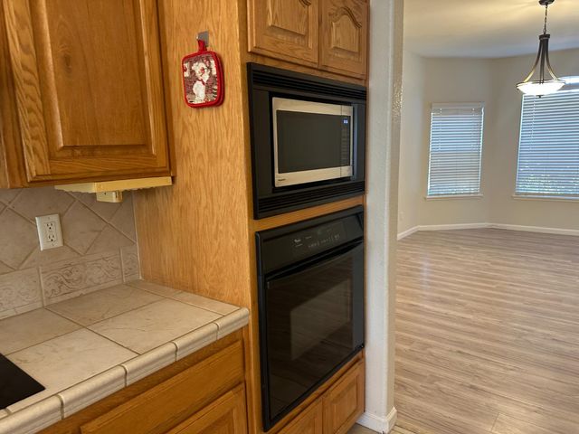 2523 E Cole Avenue, Fresno, CA 93720