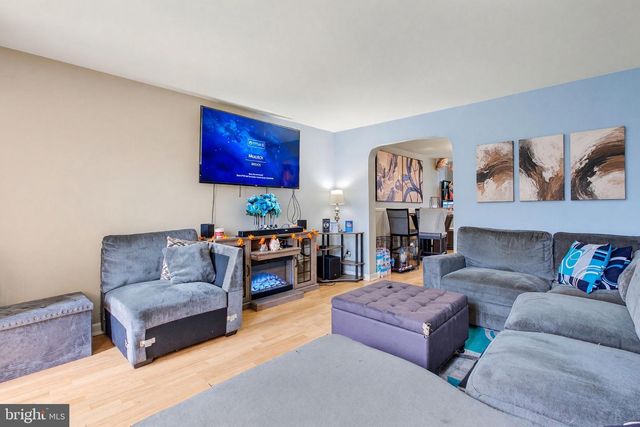 2209 LYNN BLVD, Drexel Hill, PA 19026