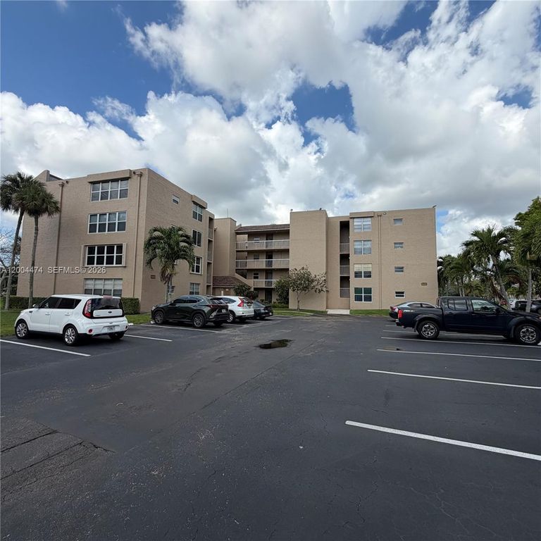 9440 Tangerine Pl 206, Davie, FL 33324